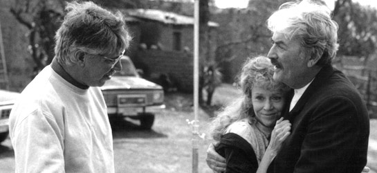 Luis Puenzo, Jane Fonda y Gregory Peck en el rodaje de Gringo viejo (1988). Foto gentileza Luis Puenzo.
