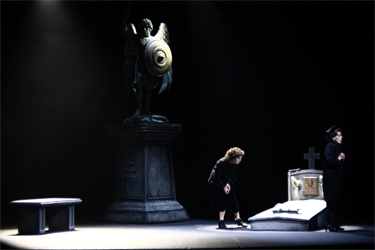 Ceremonia Secreta (Teatro Margarita Xirgú, 2011).